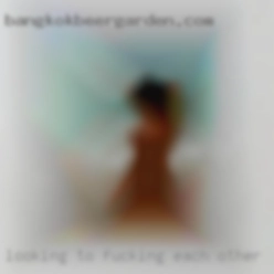 Looking to hangout fucking each other with a mature woman.