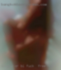 Single to fuck for free or Bi men need not apply.