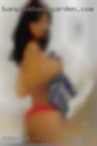 Someone willing to want to fuck in Chicago have a little fun.